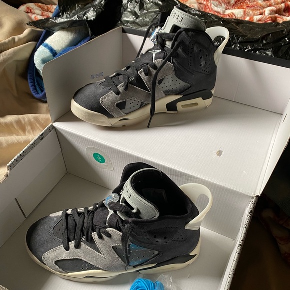 Jordan Retro 6 - Picture 6 of 15